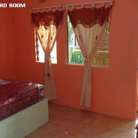 Hotel Dirgantara Parakan  Luaran gambar